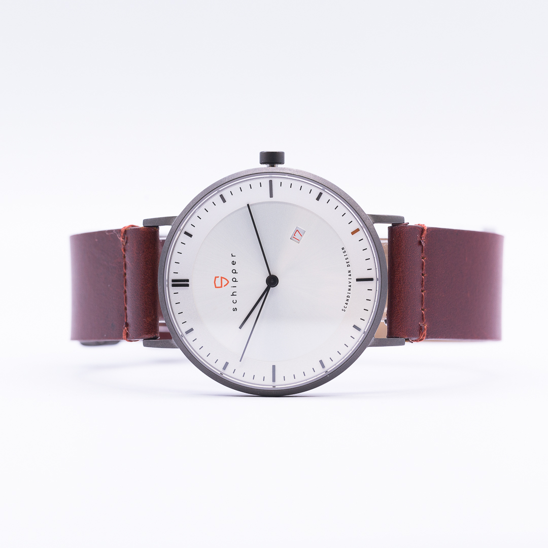 Schipper Watch | NEW AESTHETIC | Silver | Red Brown Leather horizontal